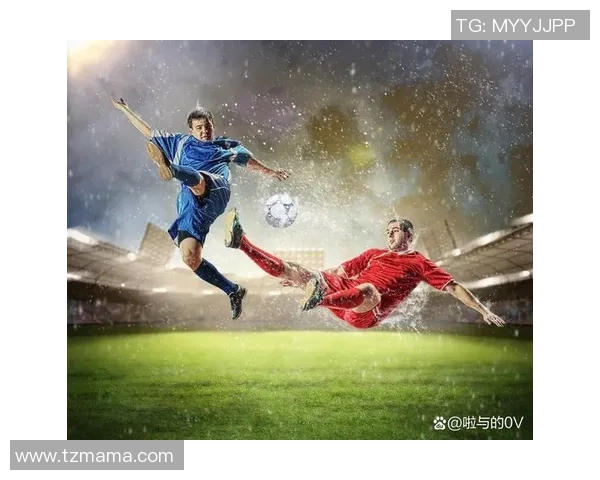 巨型足球明星雕像展现运动激情与艺术魅力的完美结合